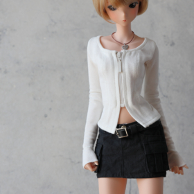 Minimal Zip Knit - Image 2
