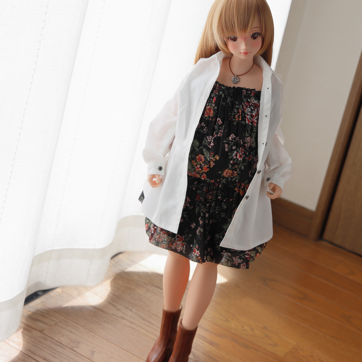 Style a shirt as an outer layer